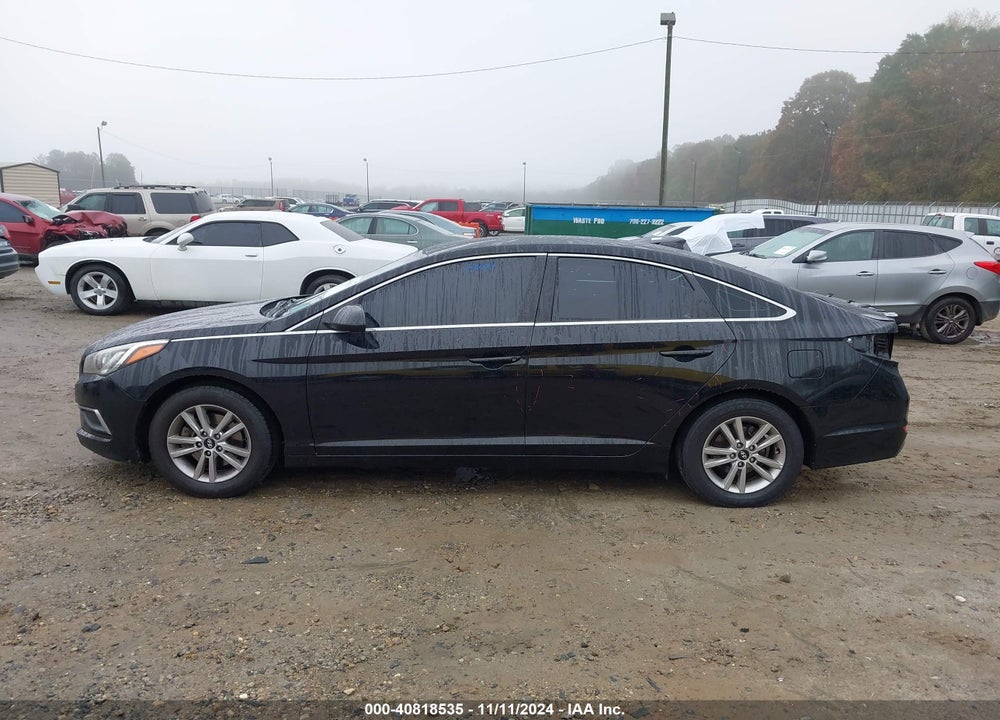 2017 HYUNDAI SONATA VIN: 5NPE24AF0HH576714