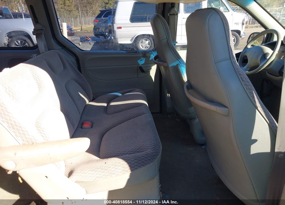 1998 DODGE CARAVAN VIN: 2B4FP25B0WR741269