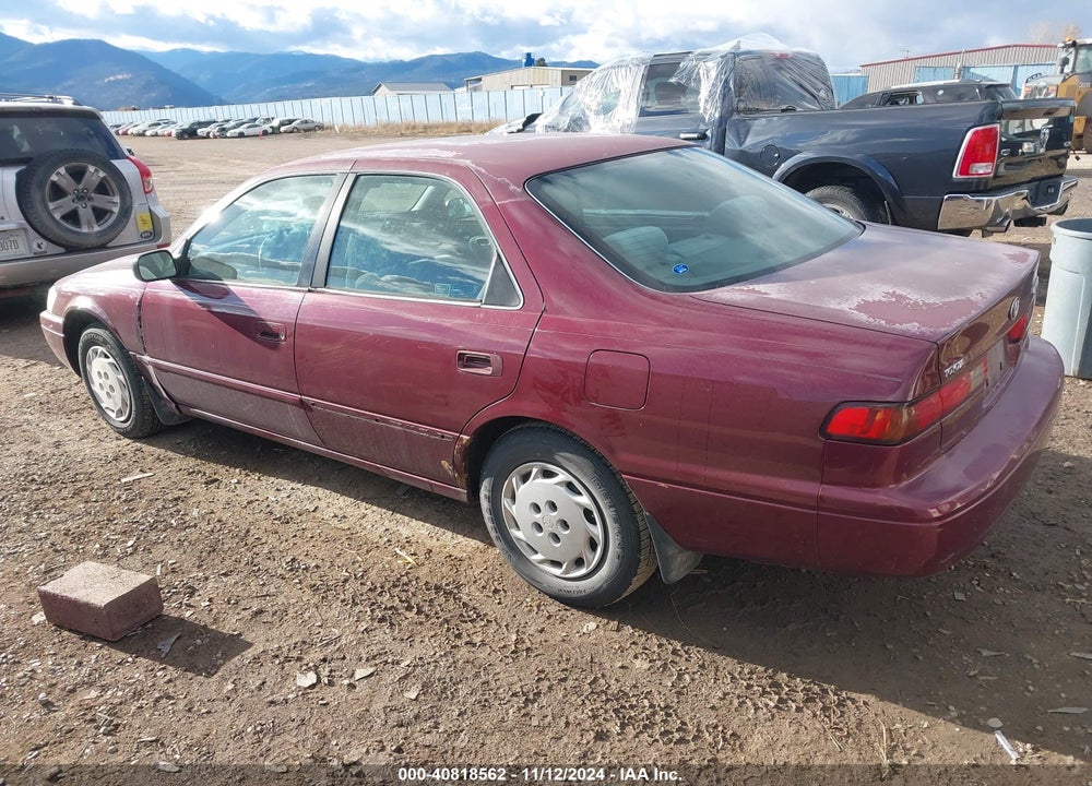 1997 TOYOTA CAMRY LE VIN: 4T1BG22K6VU093567