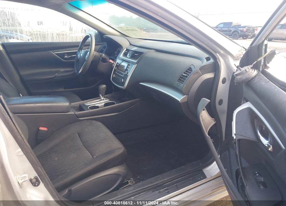 2017 NISSAN ALTIMA VIN: 1N4AL3AP4HC472775