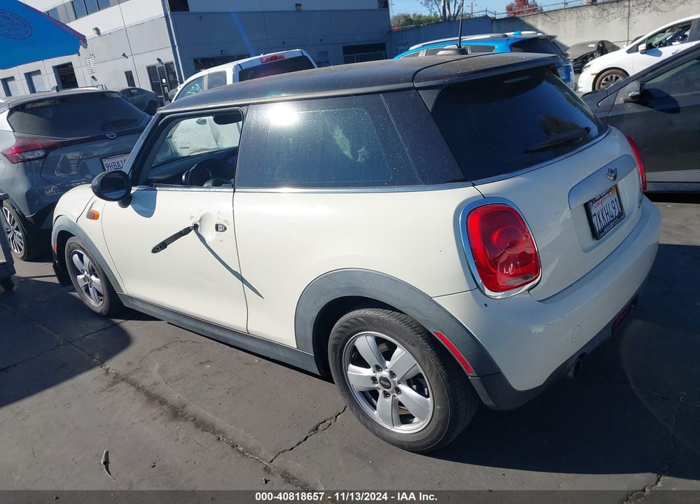2015 MINI HARDTOP COOPER VIN: WMWXM5C5XF3A58891