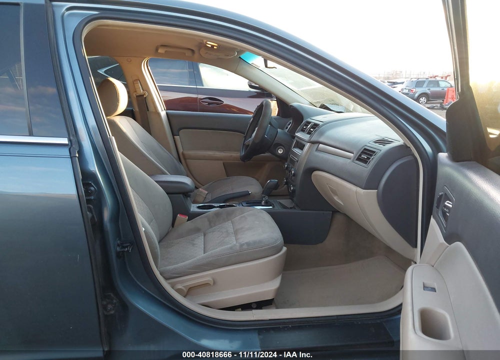 2011 FORD FUSION SE VIN: 3FAHP0HA0BR135404