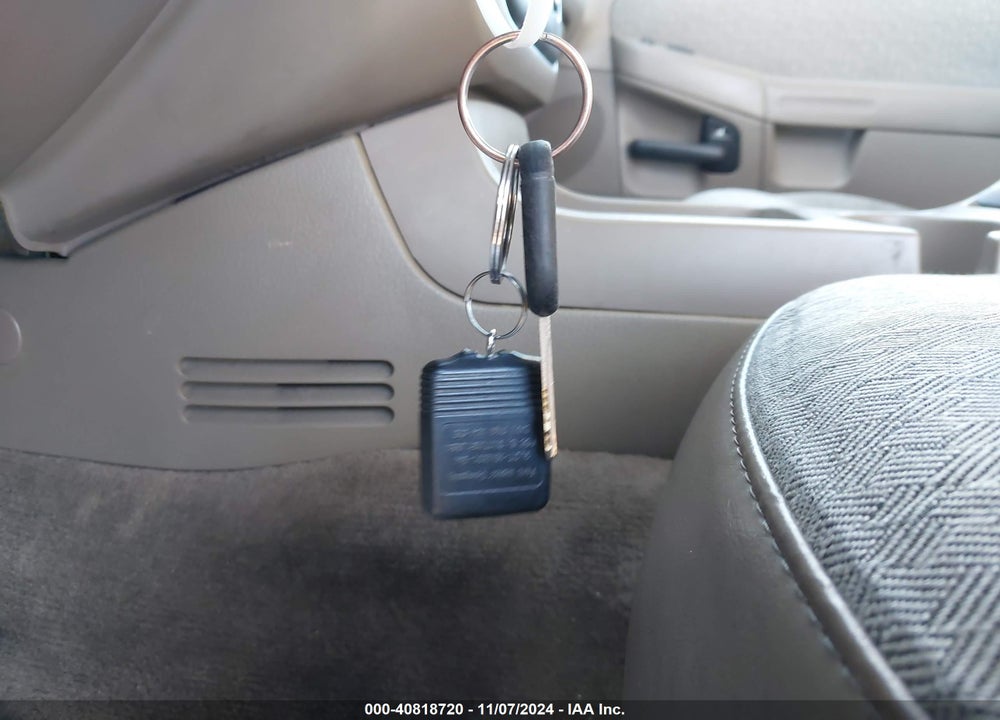 2003 FORD EXPLORER XLS VIN: 1FMZU62K33ZB56008