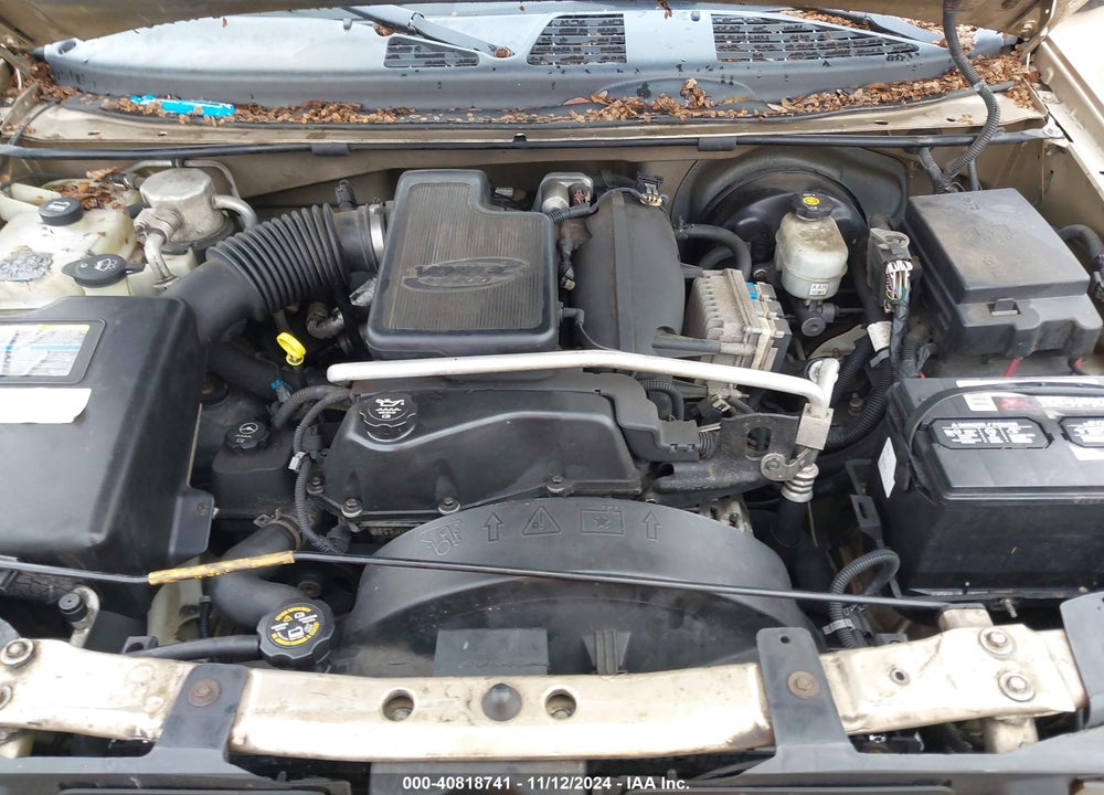 2004 GMC ENVOY XL SLT VIN: 1GKET16S646227597