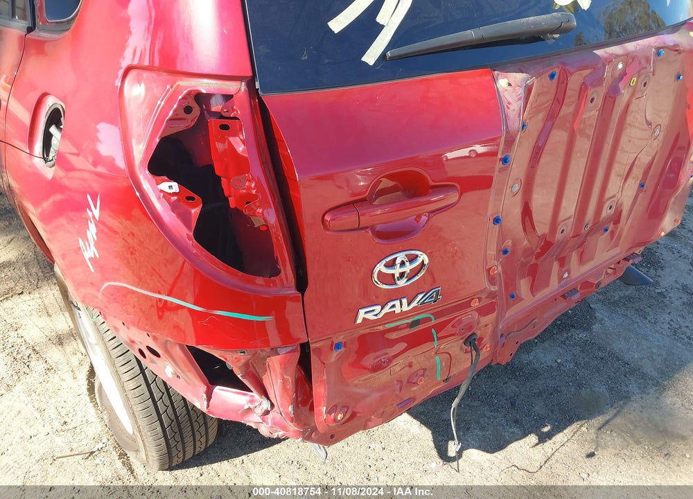 2011 TOYOTA RAV4 VIN: 2T3ZF4DV7BW083069