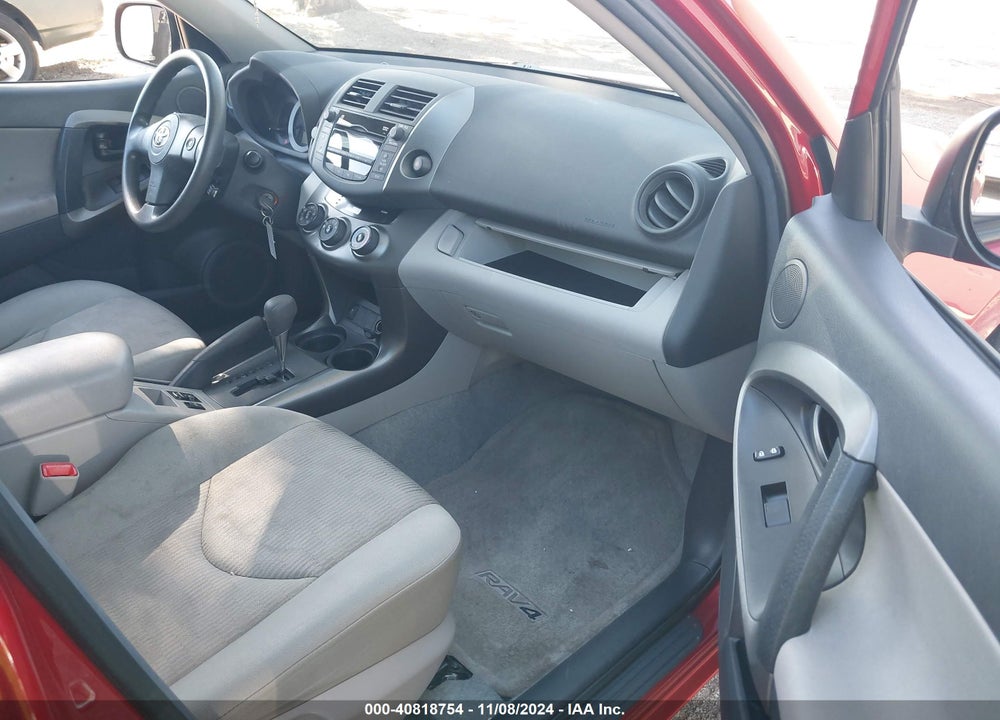 2011 TOYOTA RAV4 VIN: 2T3ZF4DV7BW083069