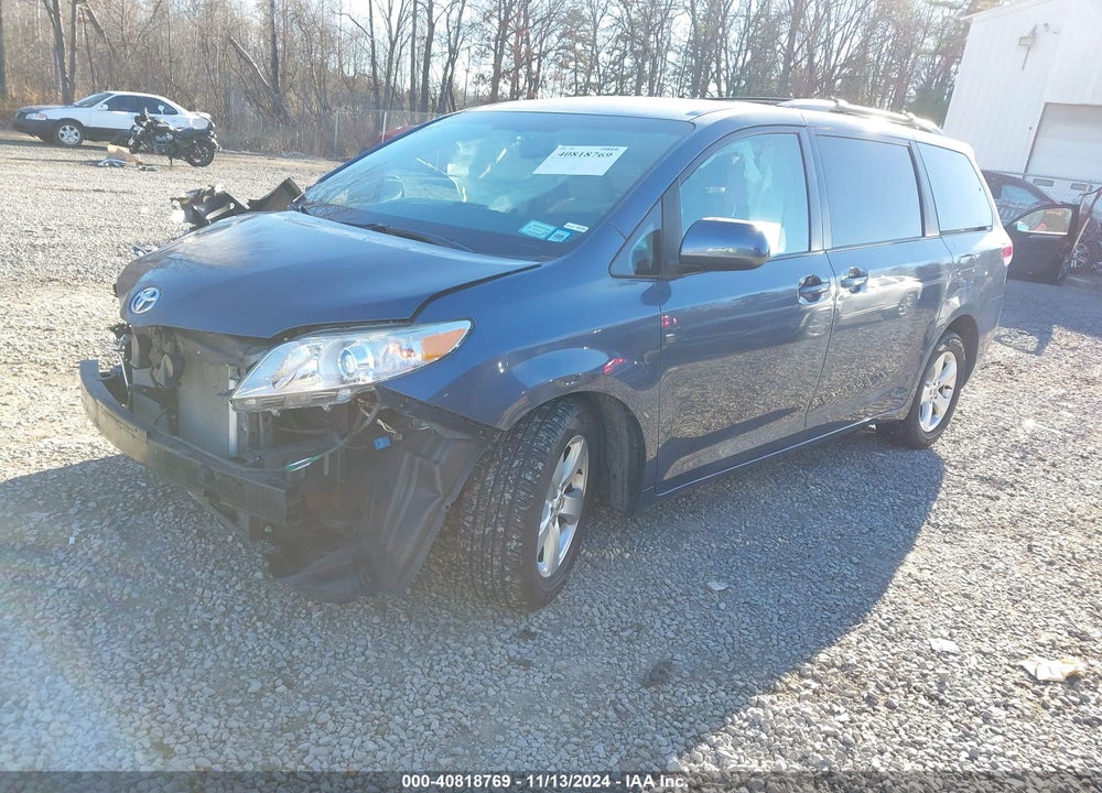 2013 TOYOTA SIENNA LE V6 8 PASSENGER VIN: 5TDKK3DC3DS398204