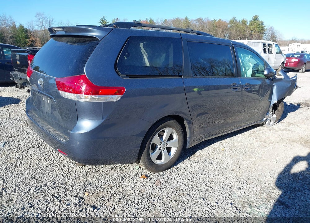 2013 TOYOTA SIENNA LE V6 8 PASSENGER VIN: 5TDKK3DC3DS398204