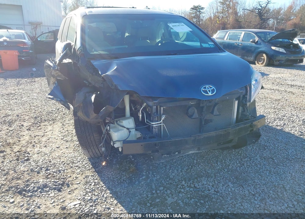 2013 TOYOTA SIENNA LE V6 8 PASSENGER VIN: 5TDKK3DC3DS398204