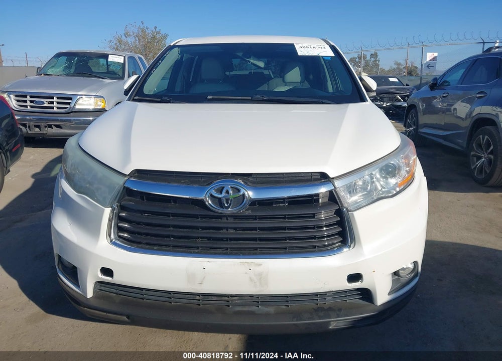 2015 TOYOTA HIGHLANDER LE PLUS VIN: 5TDZKRFHXFS072994