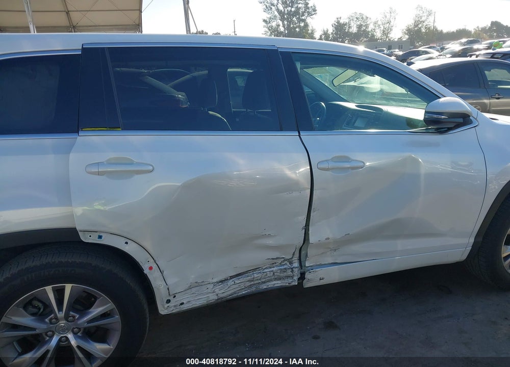 2015 TOYOTA HIGHLANDER LE PLUS VIN: 5TDZKRFHXFS072994