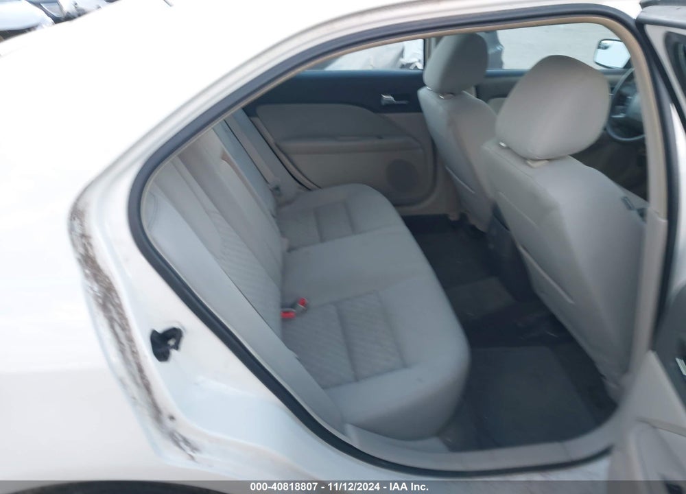 2011 FORD FUSION VIN: 3FAHP0HA8BR345684