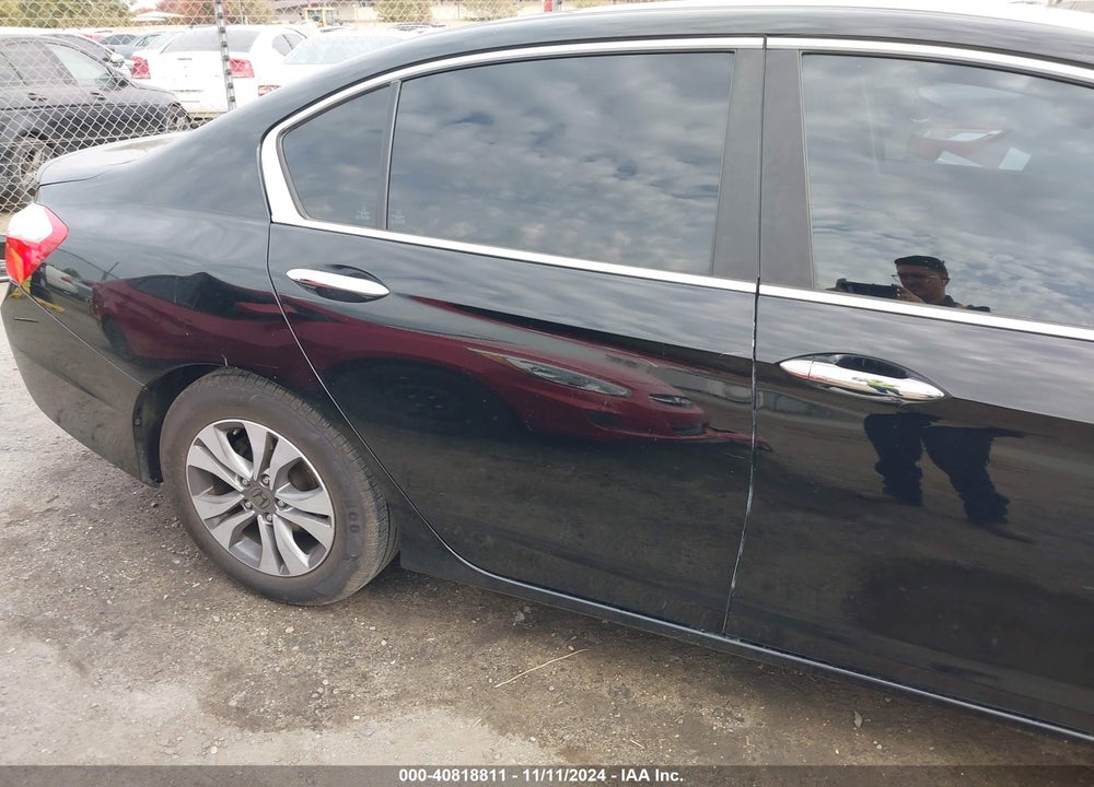 2015 HONDA ACCORD LX VIN: 1HGCR2F39FA132761