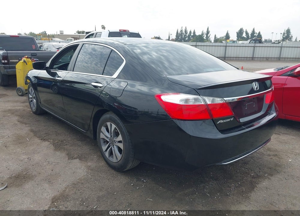 2015 HONDA ACCORD LX VIN: 1HGCR2F39FA132761