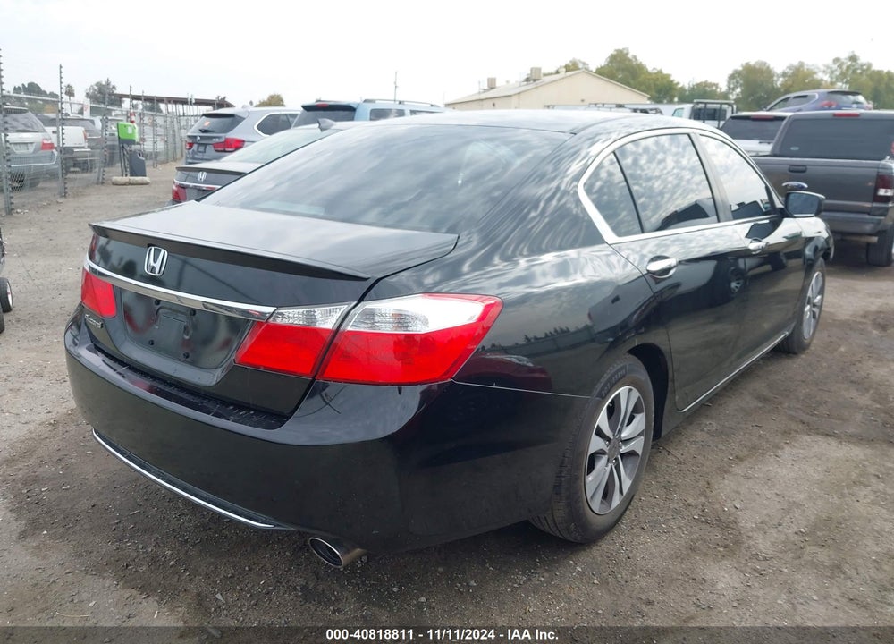 2015 HONDA ACCORD LX VIN: 1HGCR2F39FA132761