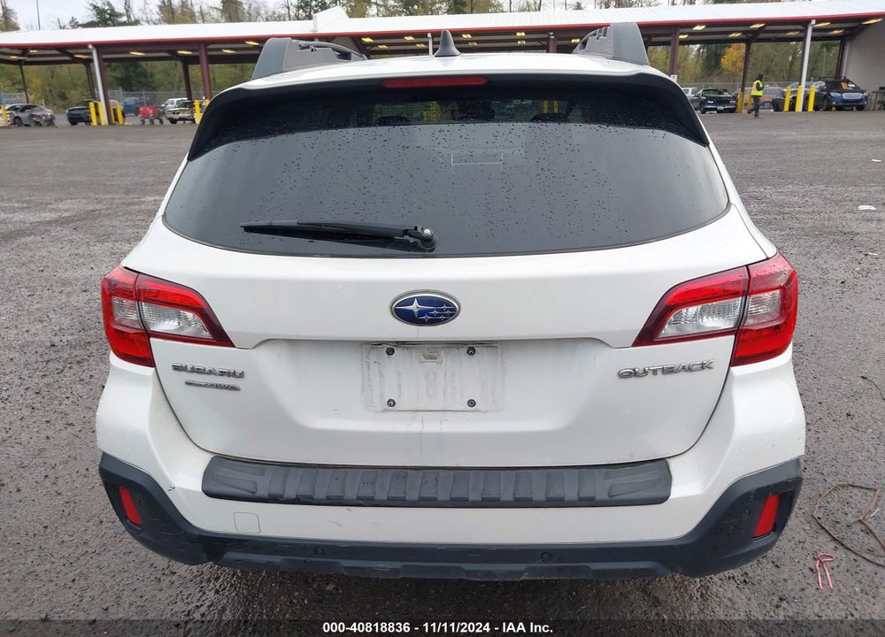 2018 SUBARU OUTBACK 2.5I LIMITED VIN: 4S4BSANC0J3329899
