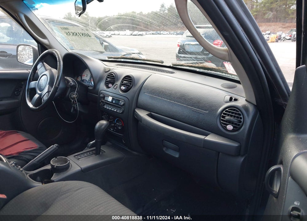 2004 JEEP LIBERTY SPORT VIN: 1J4GL48K34W309719