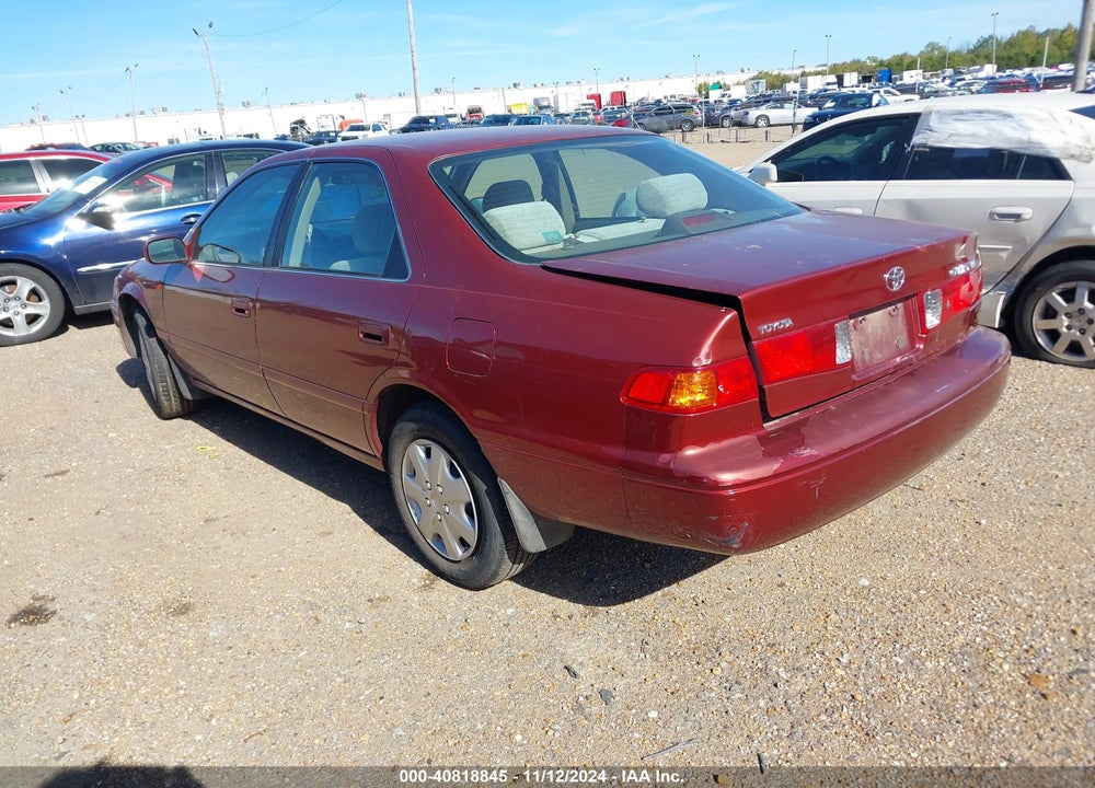 2001 TOYOTA CAMRY CE VIN: 4T1BG22K11U871428