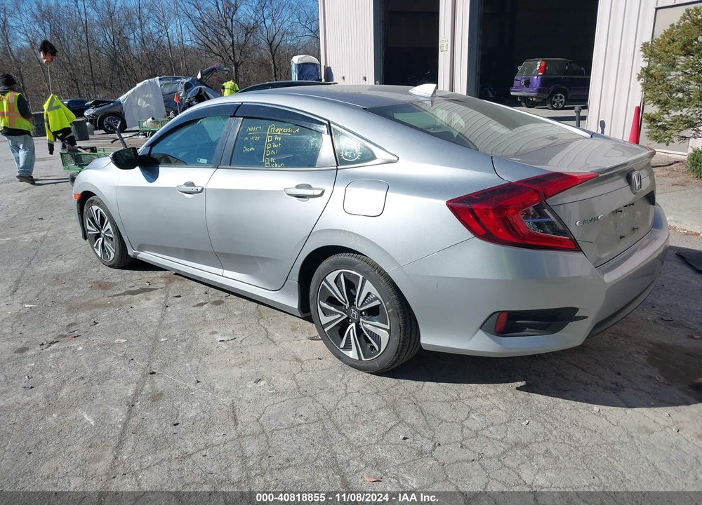 2018 HONDA CIVIC EX-T VIN: 19XFC1E31JE003377