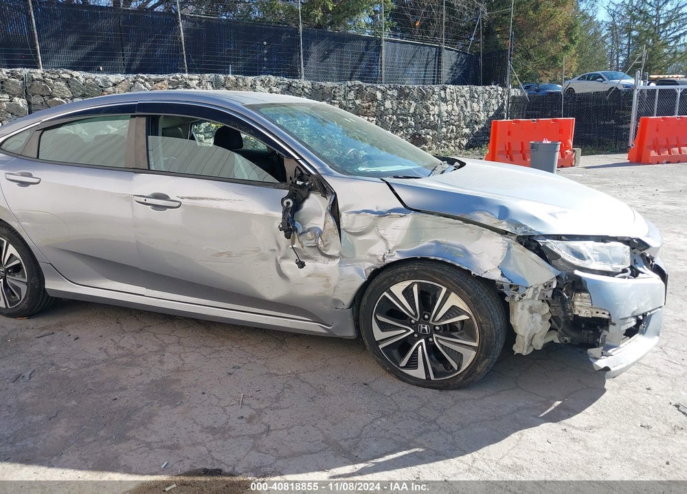 2018 HONDA CIVIC EX-T VIN: 19XFC1E31JE003377