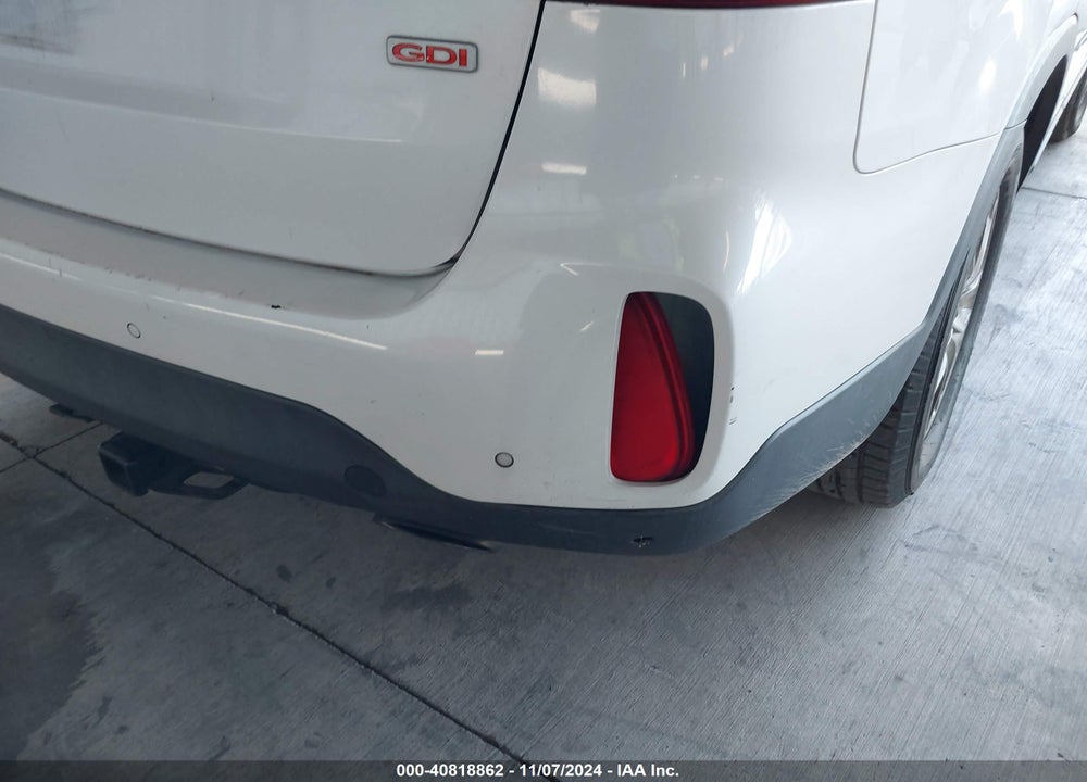 2014 KIA SORENTO LX V6 VIN: 5XYKT4A76EG462518