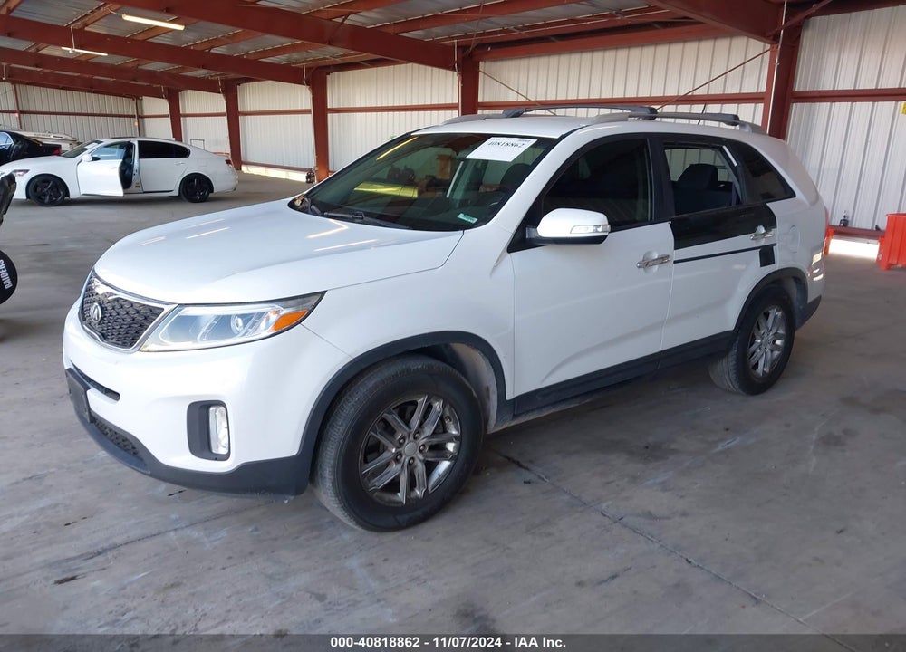 2014 KIA SORENTO LX V6 VIN: 5XYKT4A76EG462518