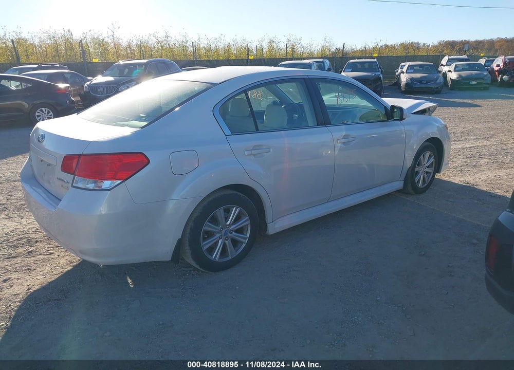 2011 SUBARU LEGACY 2.5I PREMIUM VIN: 4S3BMBG67B3220613