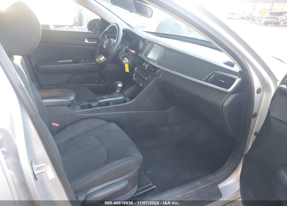 2019 KIA OPTIMA LX VIN: 5XXGT4L36KG282925