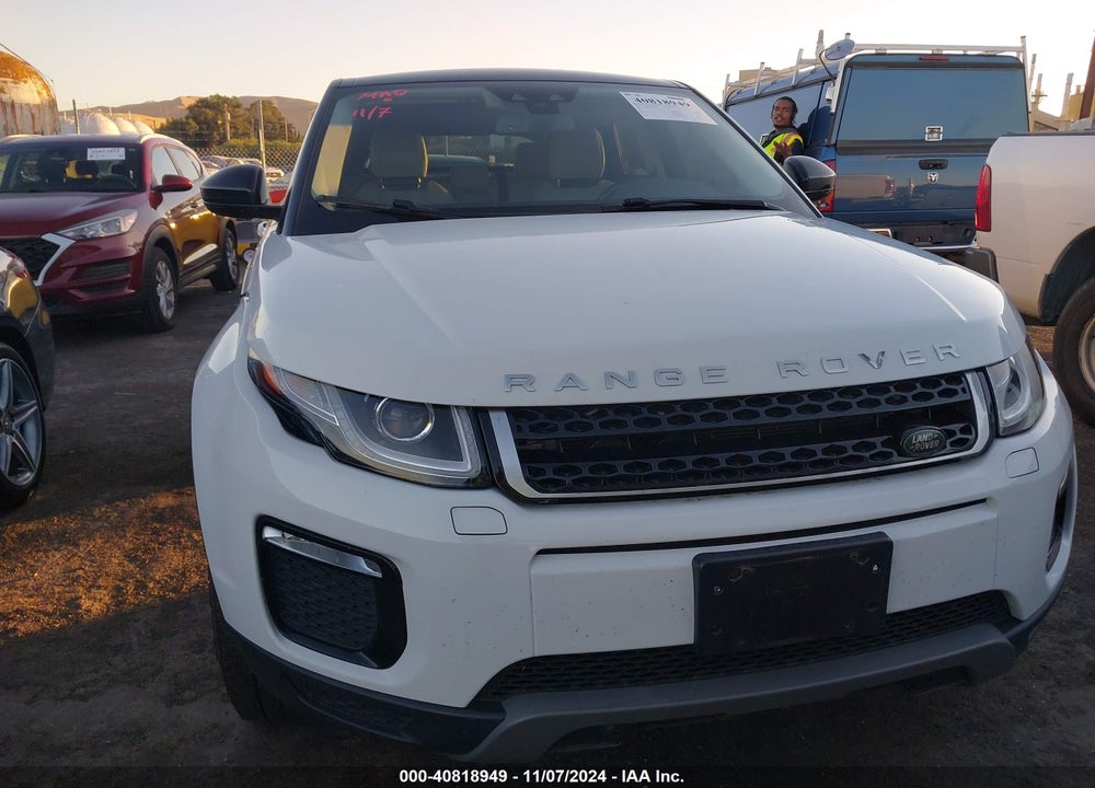 2019 LAND ROVER RANGE ROVER EVOQUE VIN: SALVP2RX5KH329187