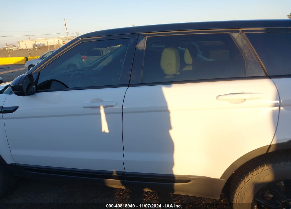 2019 LAND ROVER RANGE ROVER EVOQUE VIN: SALVP2RX5KH329187
