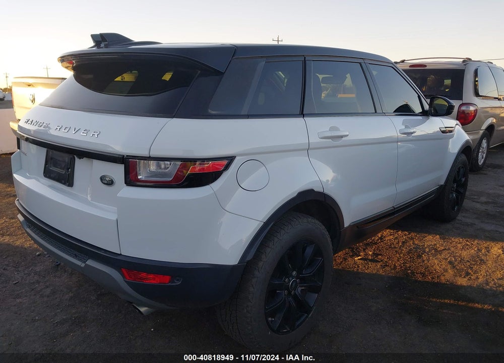 2019 LAND ROVER RANGE ROVER EVOQUE VIN: SALVP2RX5KH329187