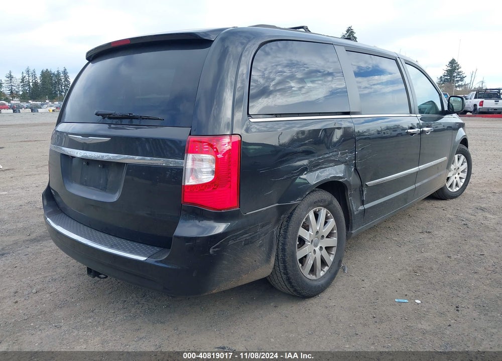 2015 CHRYSLER TOWN & COUNTRY VIN: 2C4RC1BG1FR752061