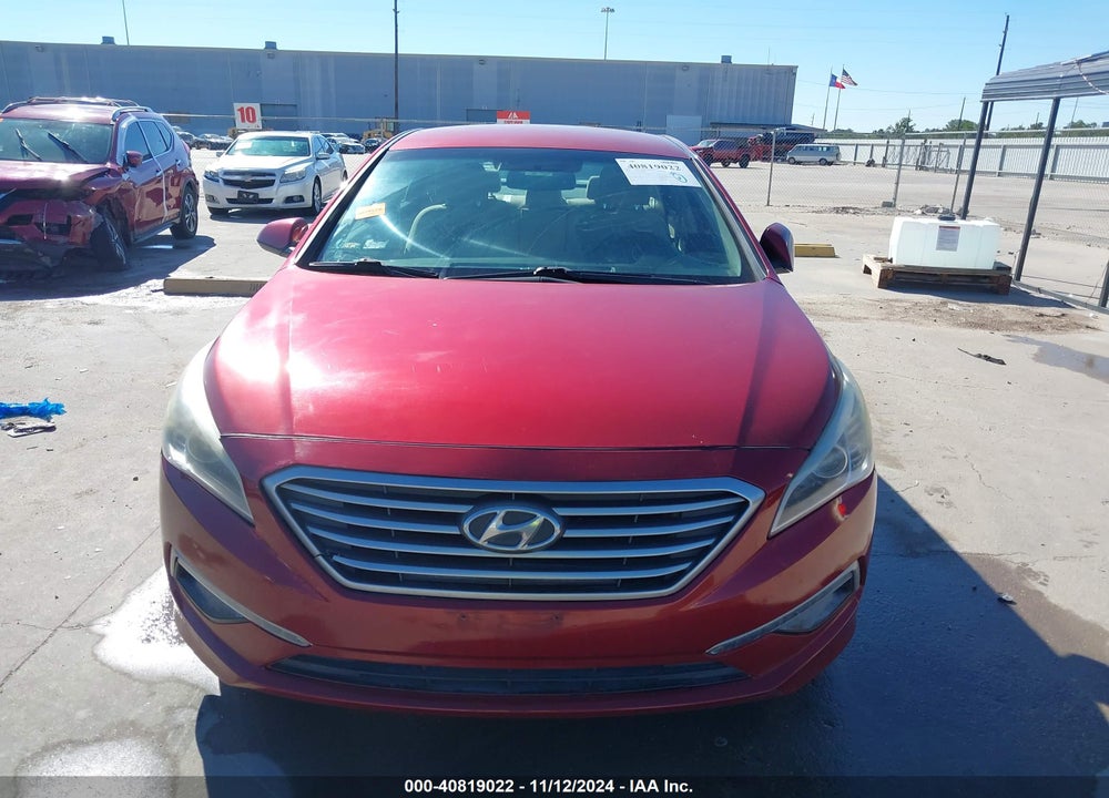 2015 HYUNDAI SONATA SE VIN: 5NPE24AF4FH223423