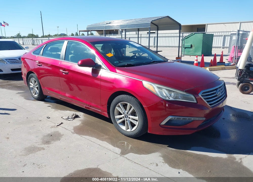 2015 HYUNDAI SONATA SE VIN: 5NPE24AF4FH223423