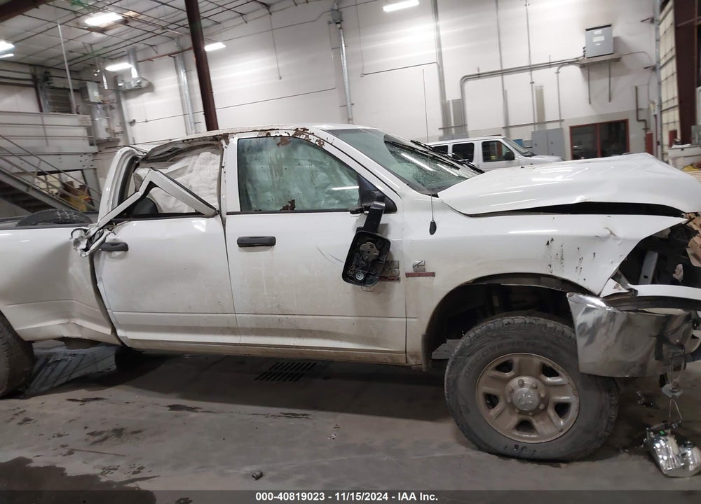 2015 RAM 2500 TRADESMAN VIN: 3C6UR5HL0FG587637