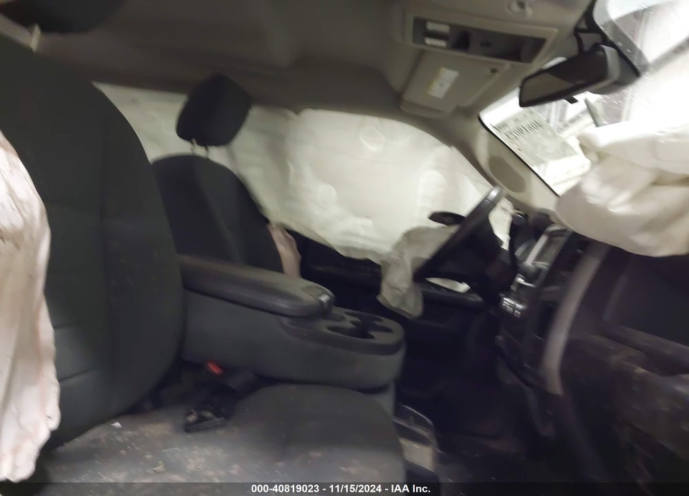 2015 RAM 2500 TRADESMAN VIN: 3C6UR5HL0FG587637