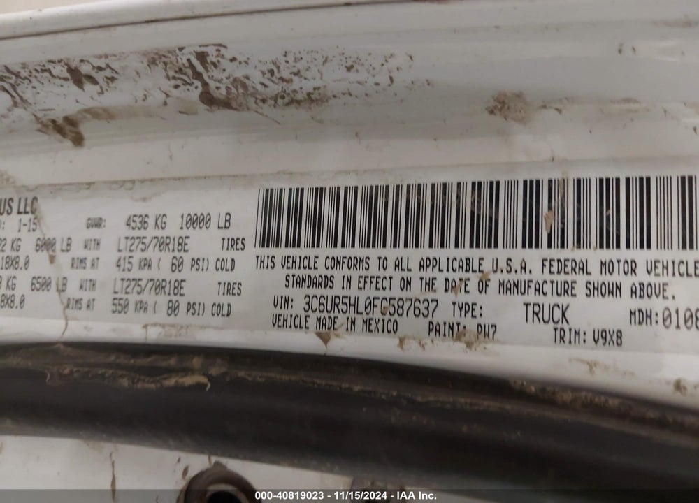 2015 RAM 2500 TRADESMAN VIN: 3C6UR5HL0FG587637