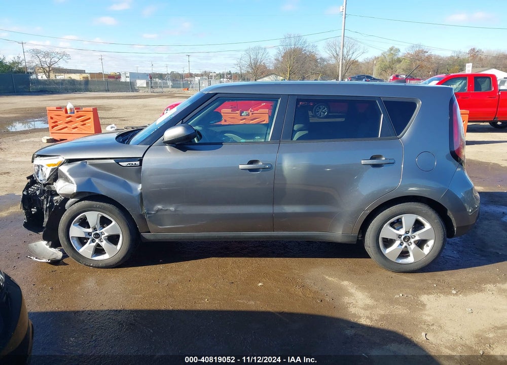 2018 KIA SOUL VIN: KNDJN2A29J7560321