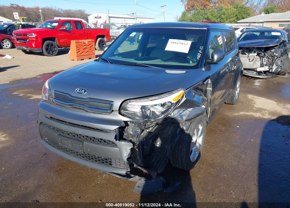 2018 KIA SOUL VIN: KNDJN2A29J7560321