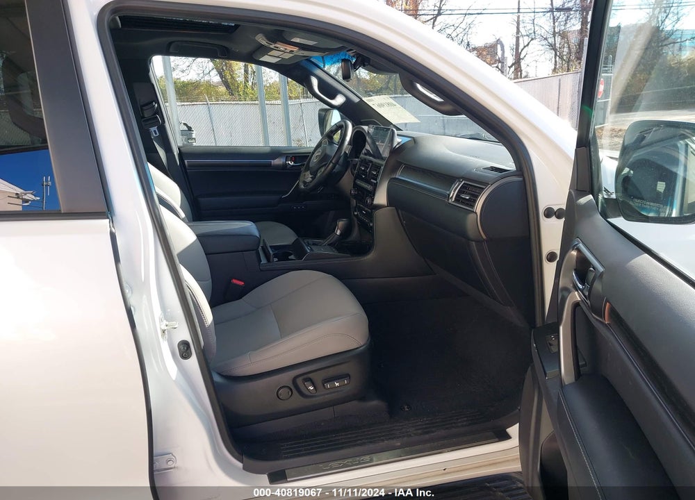 2023 LEXUS GX 460 VIN: JTJSM7BX6P5348265