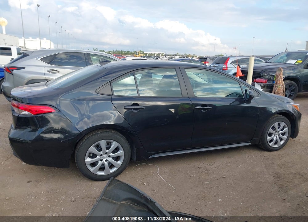 2022 TOYOTA COROLLA LE VIN: 5YFEPMAE5NP357643