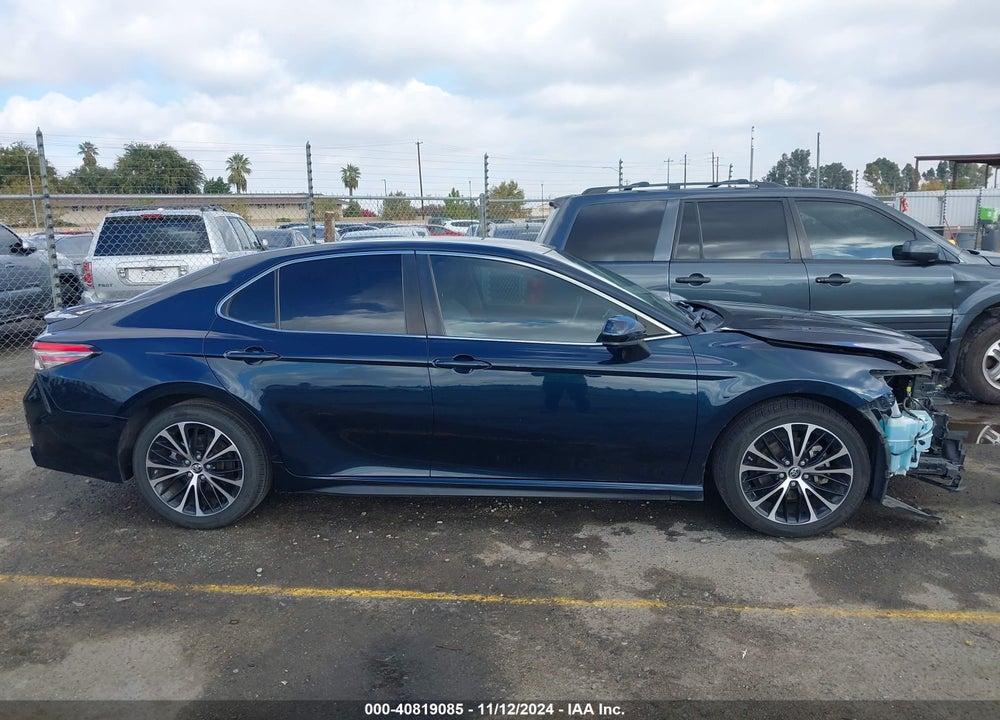 2018 TOYOTA CAMRY SE VIN: JTNB11HK3J3036360