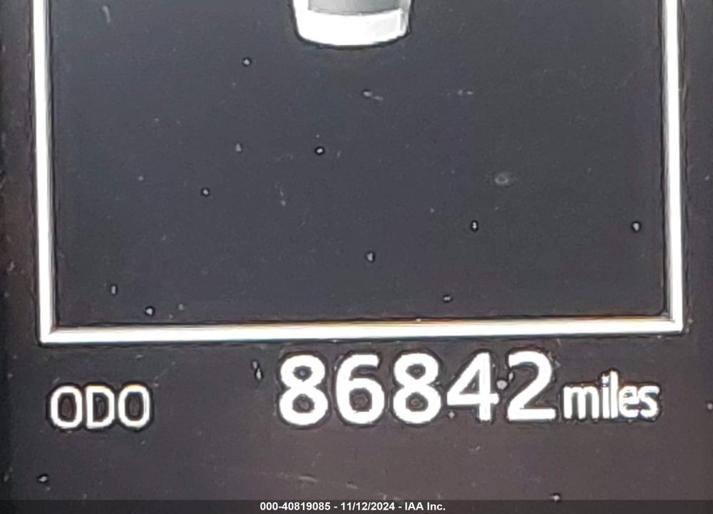 2018 TOYOTA CAMRY SE VIN: JTNB11HK3J3036360