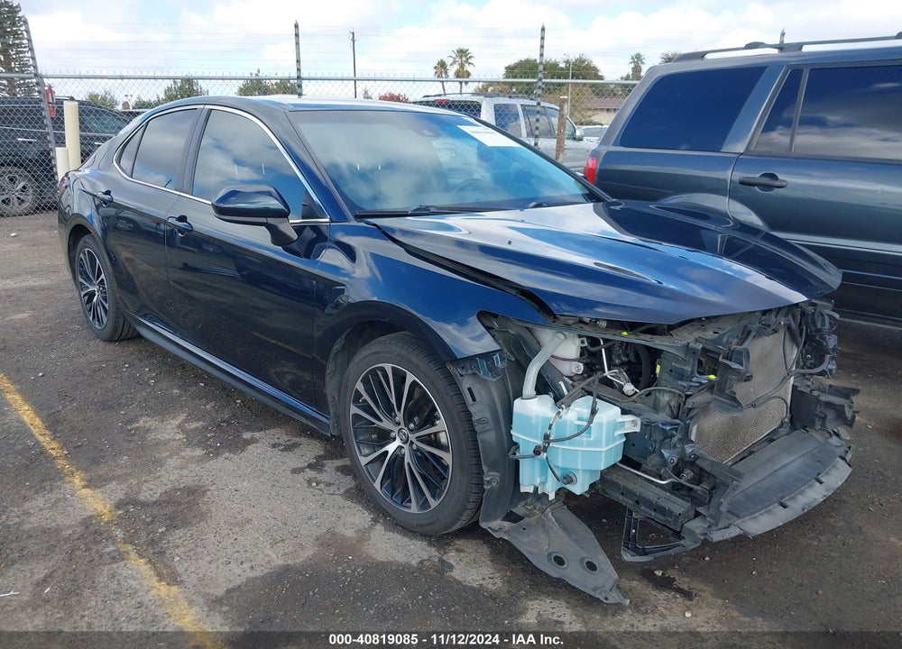 2018 TOYOTA CAMRY SE VIN: JTNB11HK3J3036360