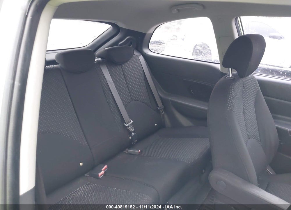2008 HYUNDAI ACCENT GS VIN: KMHCM36C78U100133