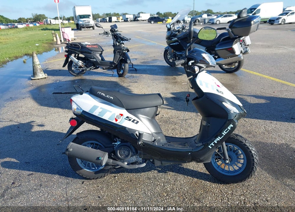 2024 ITALICA IT50QT VIN: HZ2TABGF5R1007132