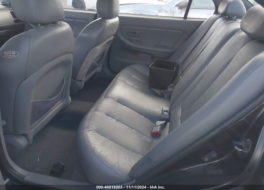 2005 HYUNDAI ELANTRA GLS/GT VIN: KMHDN46D25U940655