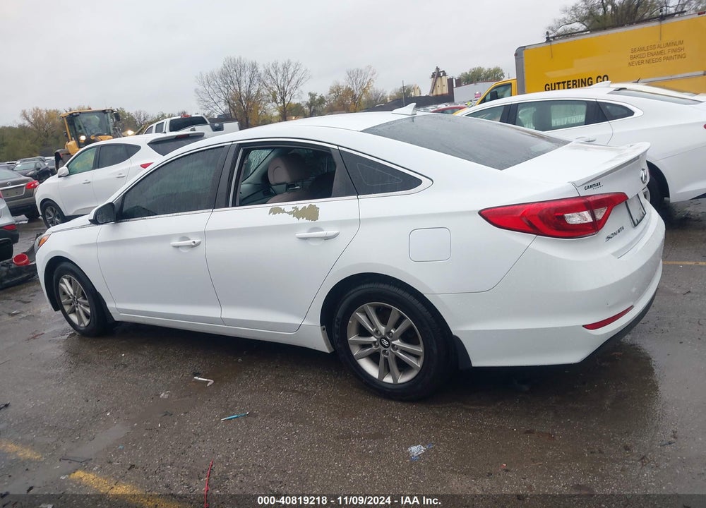 2016 HYUNDAI SONATA SE VIN: 5NPE24AF2GH300341