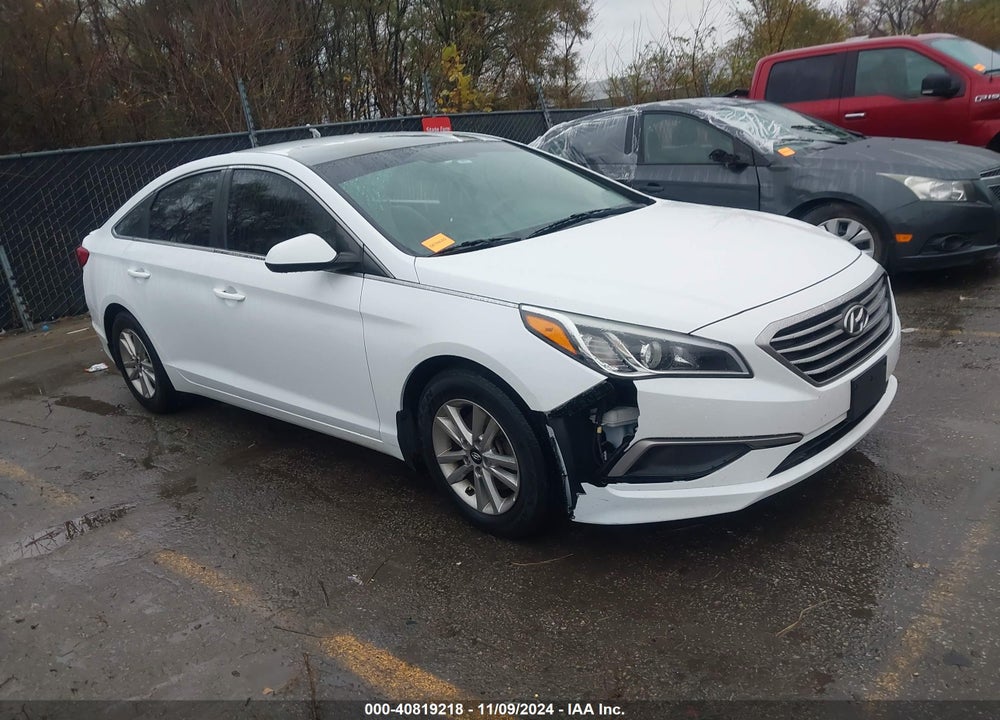 2016 HYUNDAI SONATA SE VIN: 5NPE24AF2GH300341