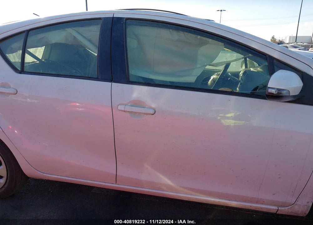 2014 TOYOTA PRIUS C ONE VIN: JTDKDTB37E1574585